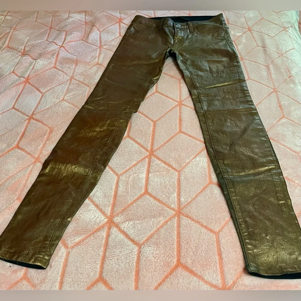 ⚜️ J Brand Shimmering Gold Skinny Pants ⚜️ - Picture 2 of 5